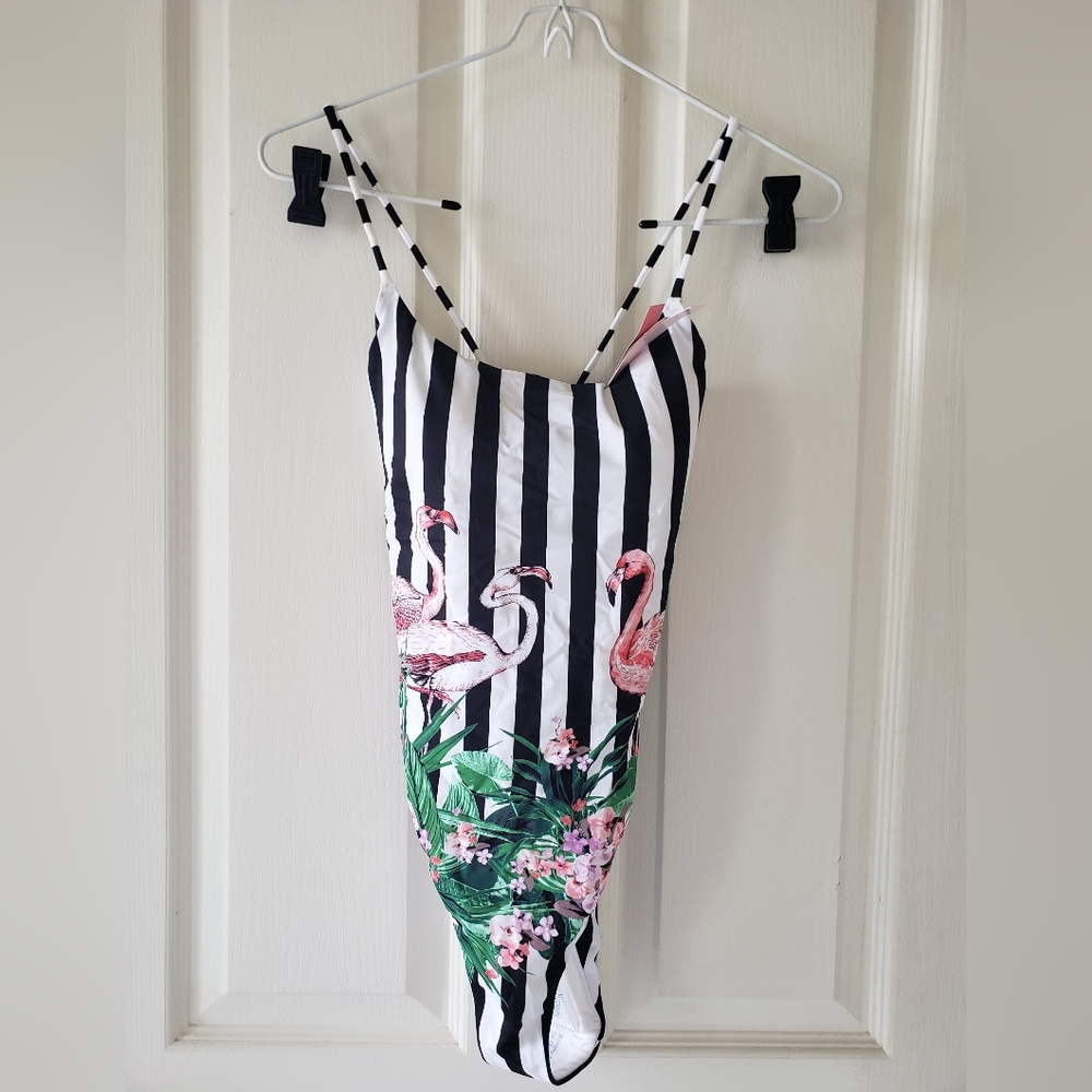 NWT Victoria Secret bathing suit